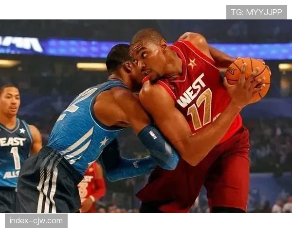 从发展联盟召回 黄蜂队新秀中锋展现出色护框潜力